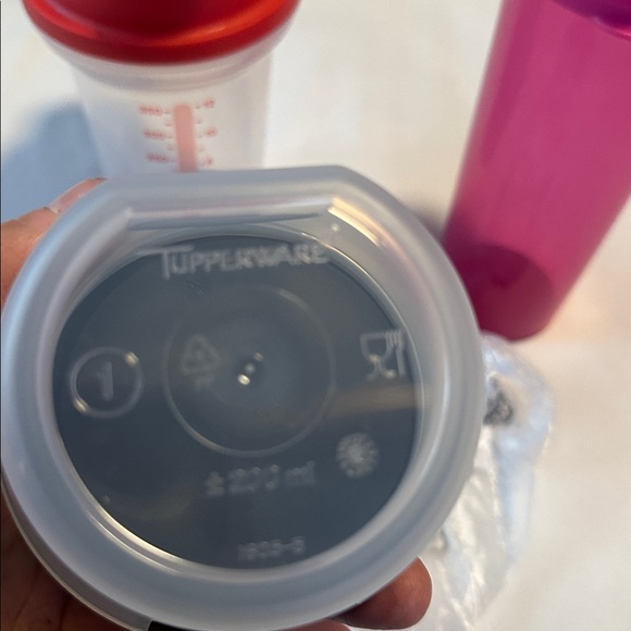 NWOT Tupperware Set - Picture 4 of 4